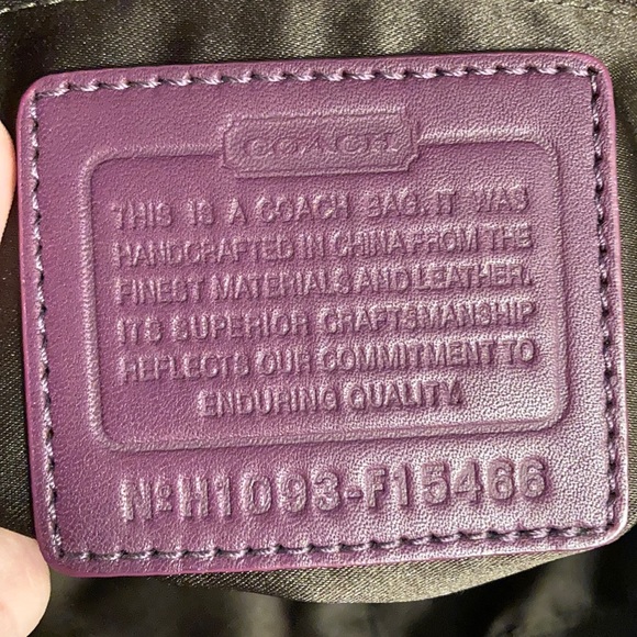 Coach purple/burgundy leather and fabric bag - Picture 3 of 16